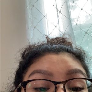 Meet your Posher, Justine